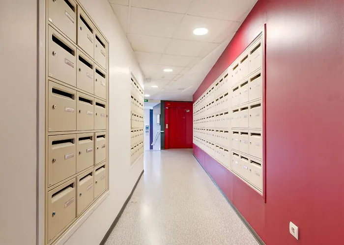 Apartament 30 - Le Lokup - Wifi - Proche Tram Reims